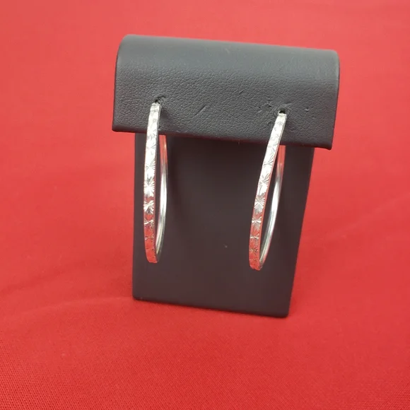 Sterling silver ladies hoop earrings New - Picture 4 of 14